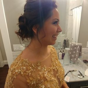 Meet your Posher, Claudia